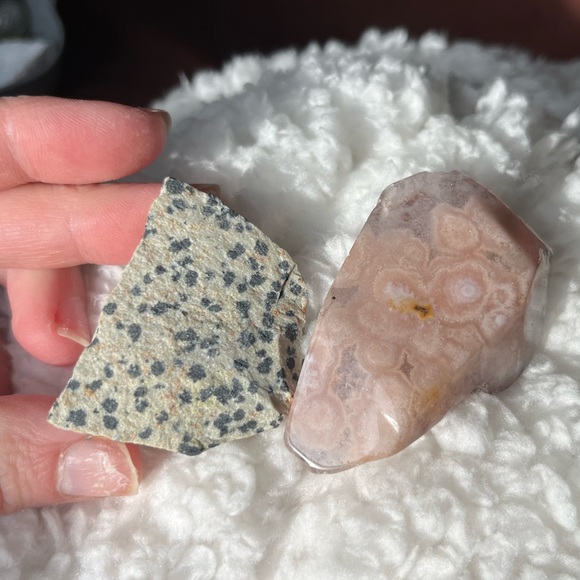 CRYSTALS - Picture 2 of 5